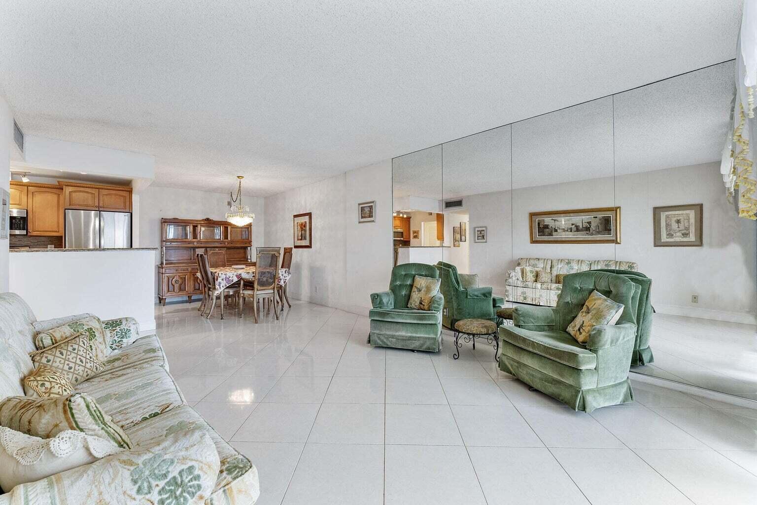 TRADEWINDS OF POMPANO CON - Residential