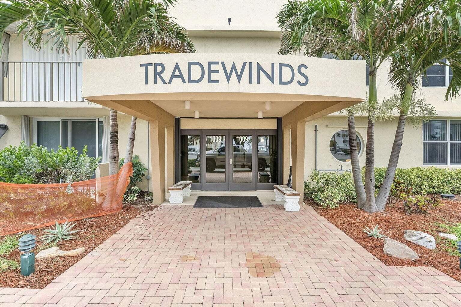 TRADEWINDS OF POMPANO CON - Residential