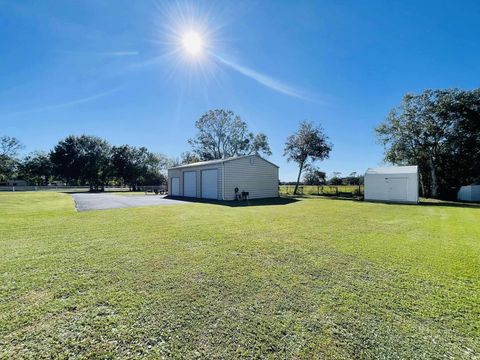 A home in Okeechobee