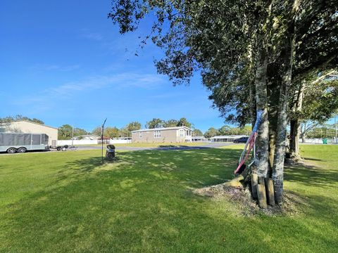 A home in Okeechobee