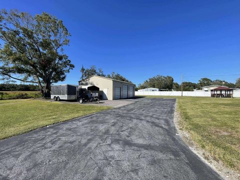 A home in Okeechobee