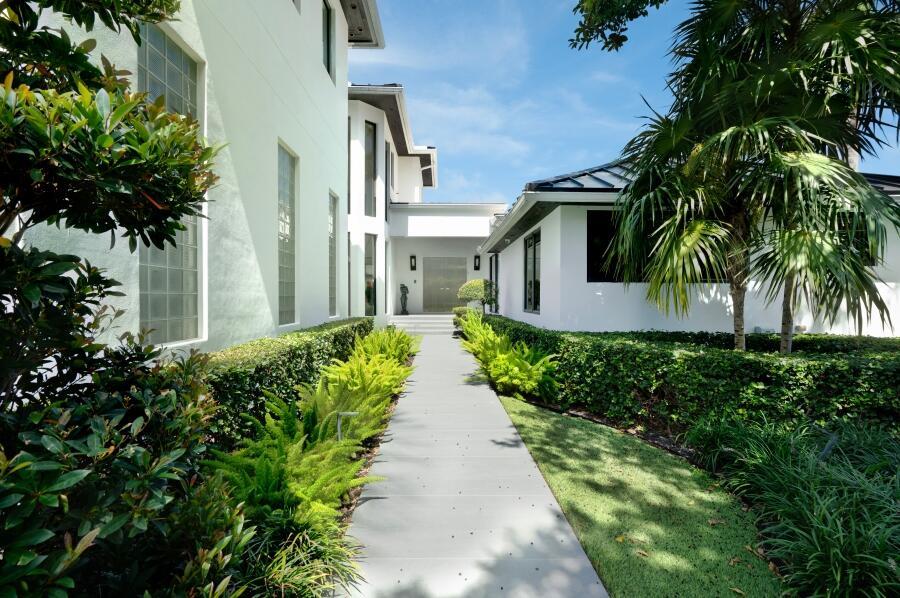 RUNNYMEDE - Residential