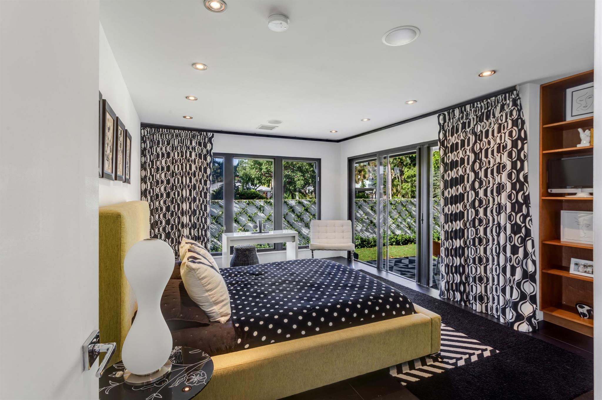 RUNNYMEDE - Residential