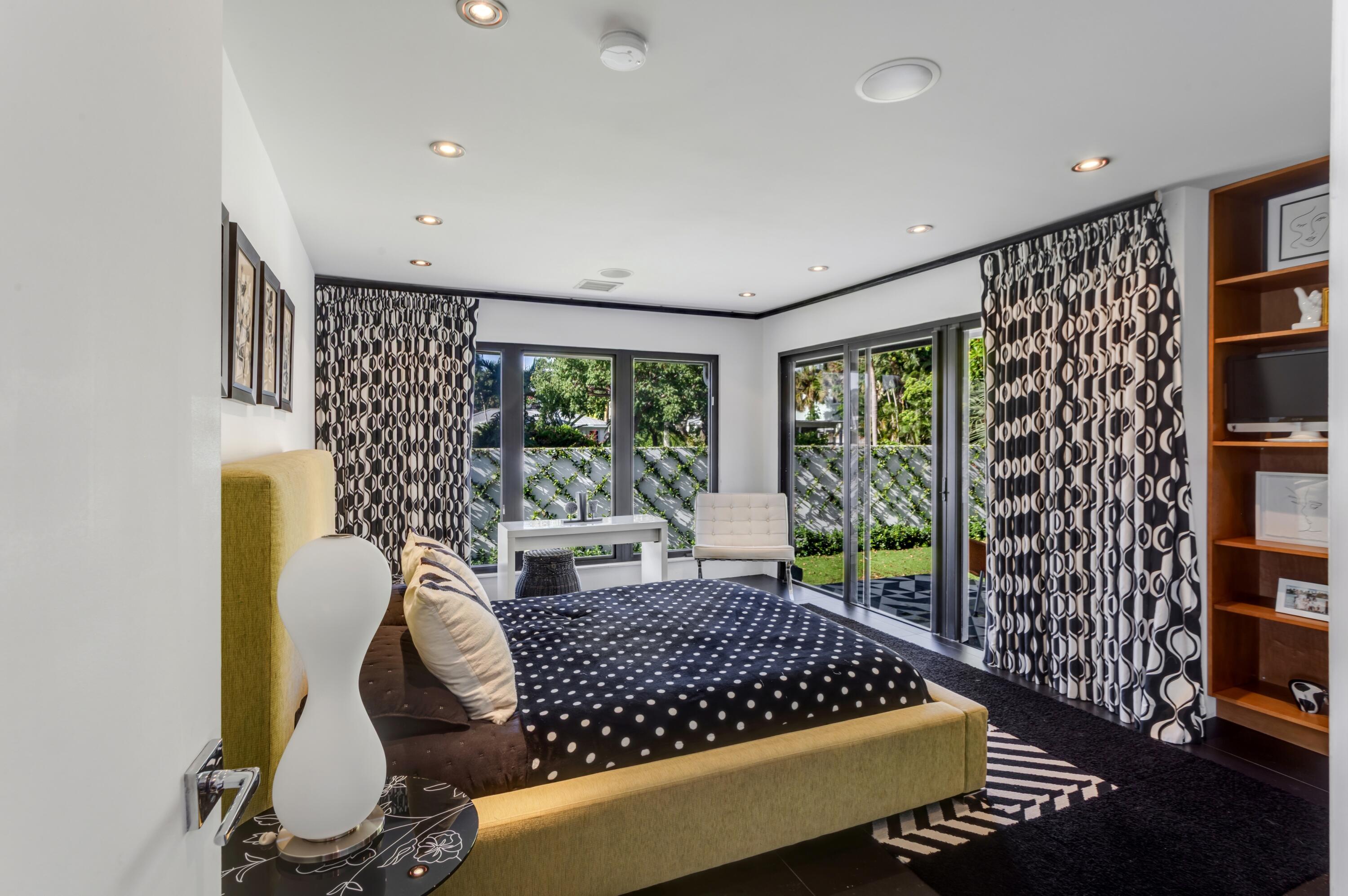 RUNNYMEDE - Residential