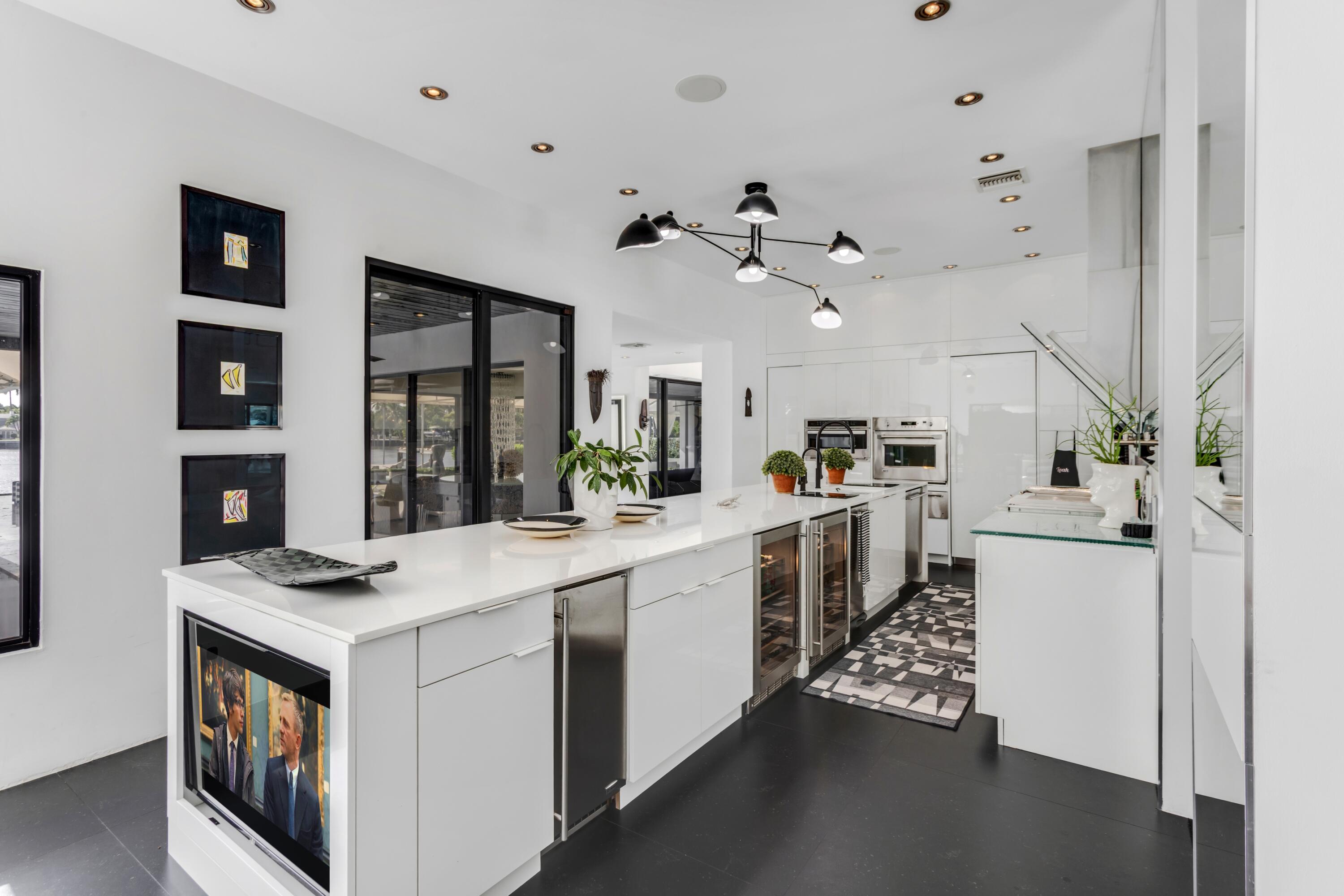 RUNNYMEDE - Residential