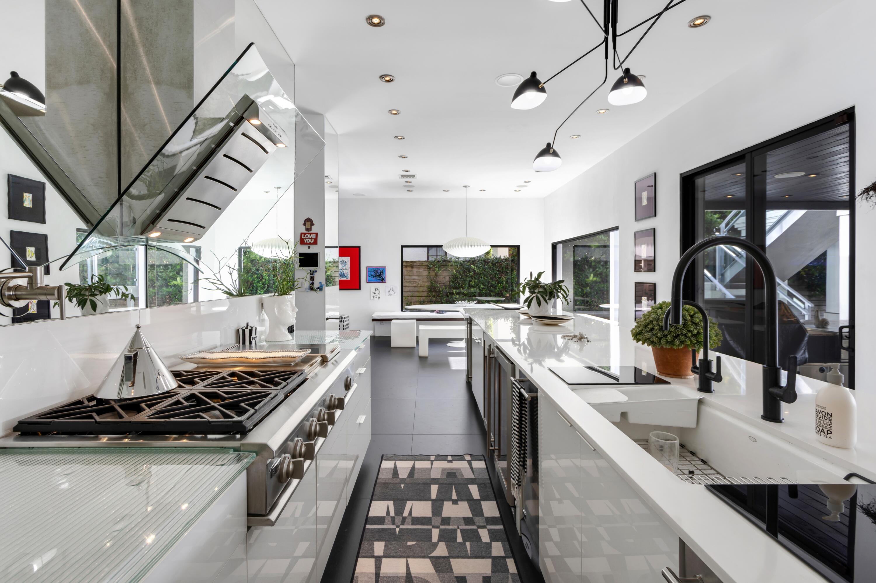 RUNNYMEDE - Residential