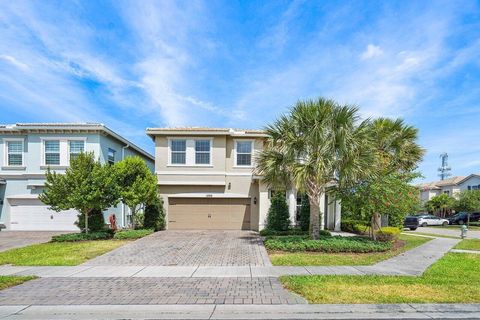 Single Family Residence in Hollywood FL 1595 Myrtle Oak Terrace Ter.jpg