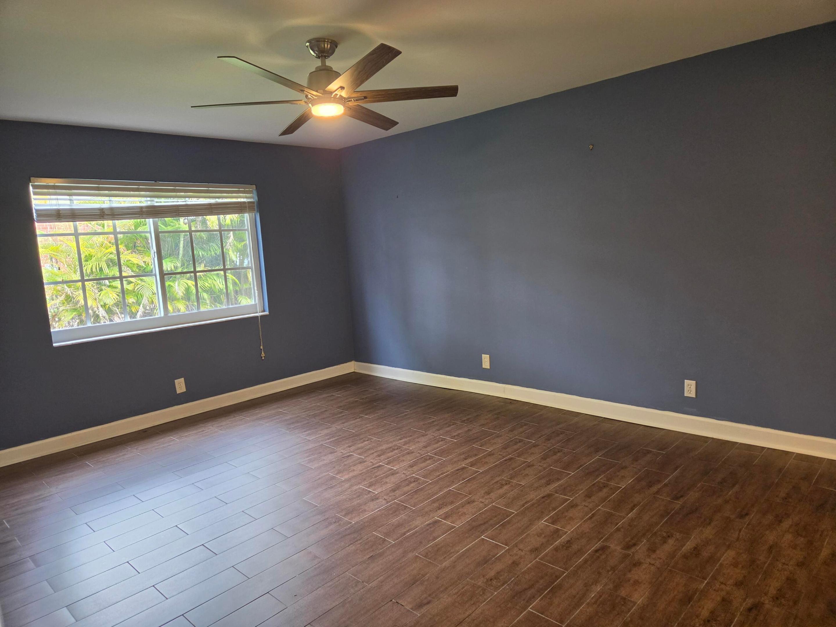 MANOR GROVE VILLAGE FOUR CONDO - Residential