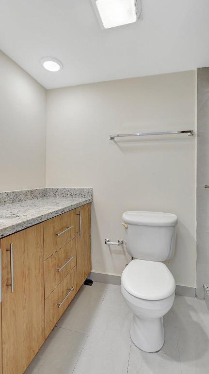 Winston Towers 300 - Residential