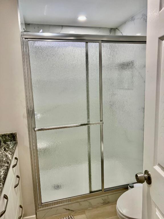 DEERFIELD LAKE - Residential