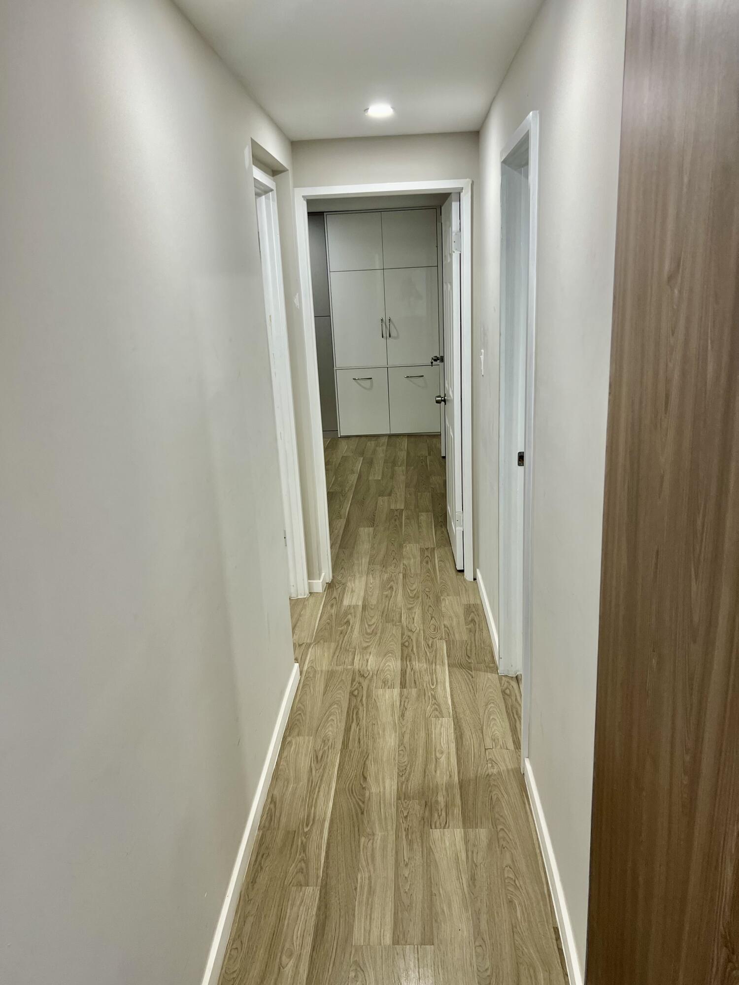 DEERFIELD LAKE - Residential