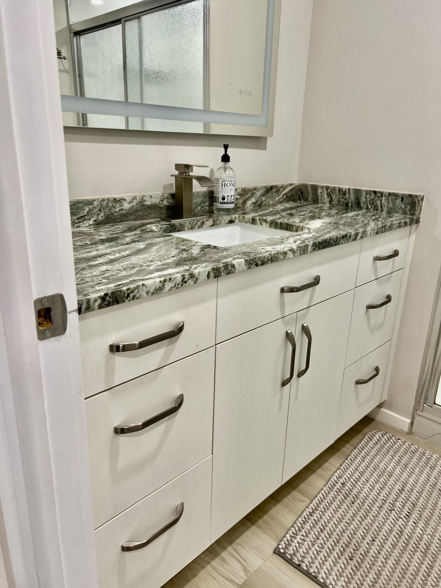 DEERFIELD LAKE - Residential