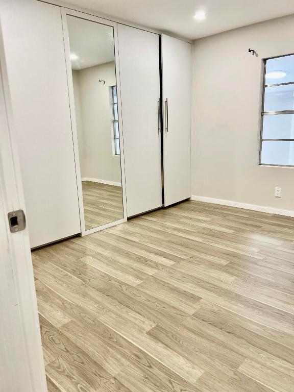 DEERFIELD LAKE - Residential