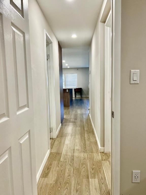 DEERFIELD LAKE - Residential