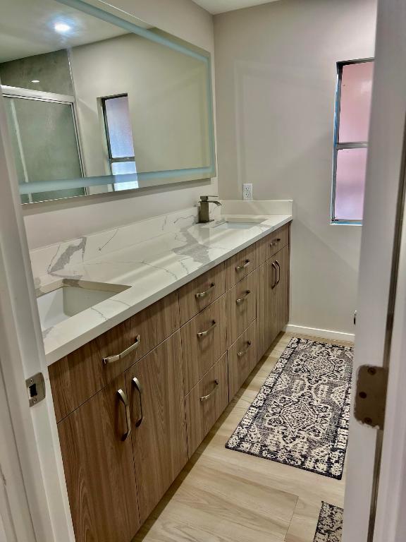 DEERFIELD LAKE - Residential