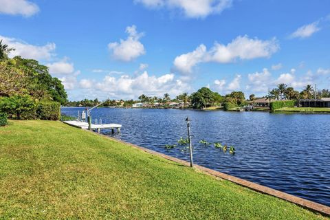 A home in Lake Clarke Shores