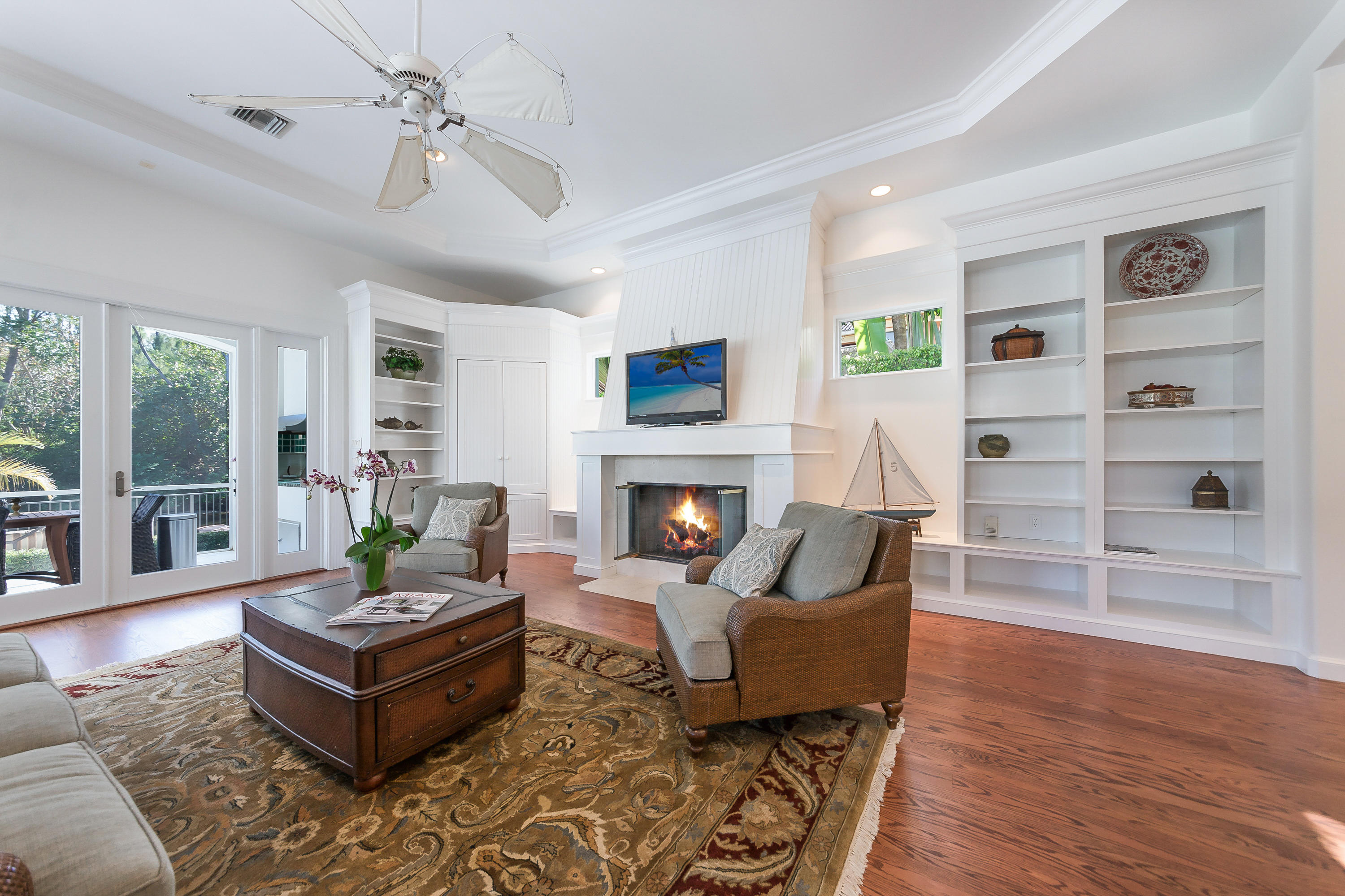 ROYAL PALM YACHT & COUNTR - Residential