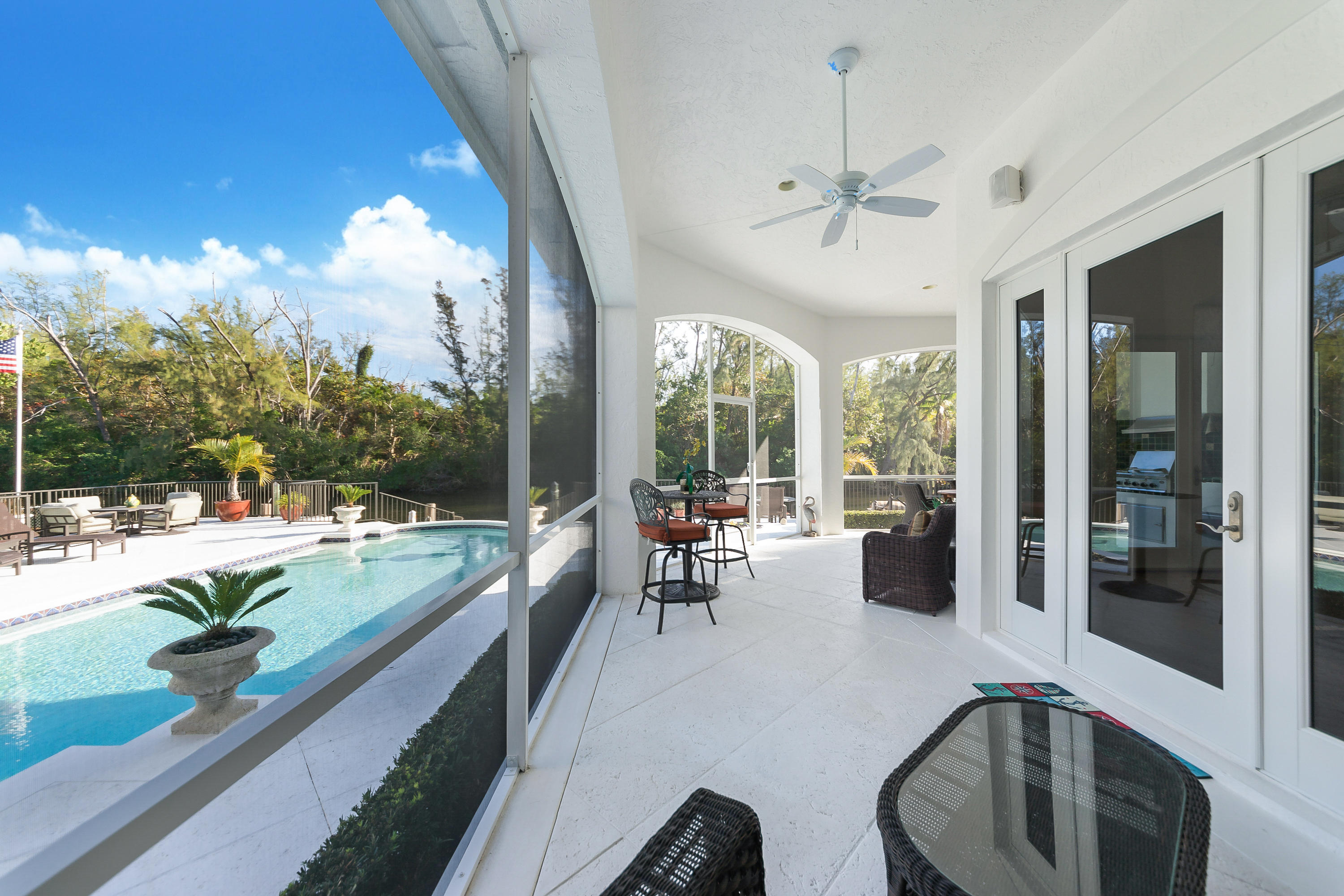 ROYAL PALM YACHT & COUNTR - Residential