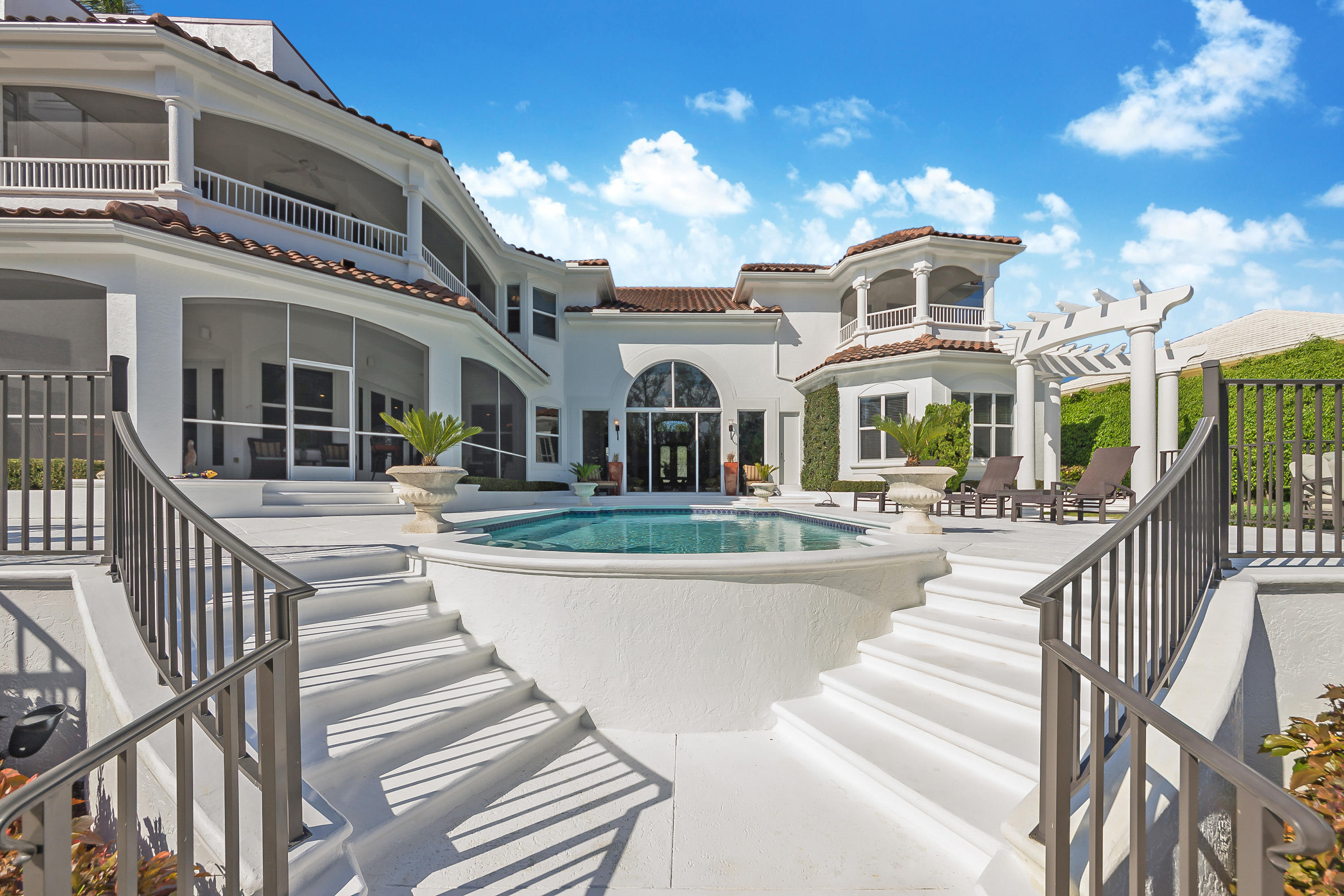 ROYAL PALM YACHT & COUNTR - Residential