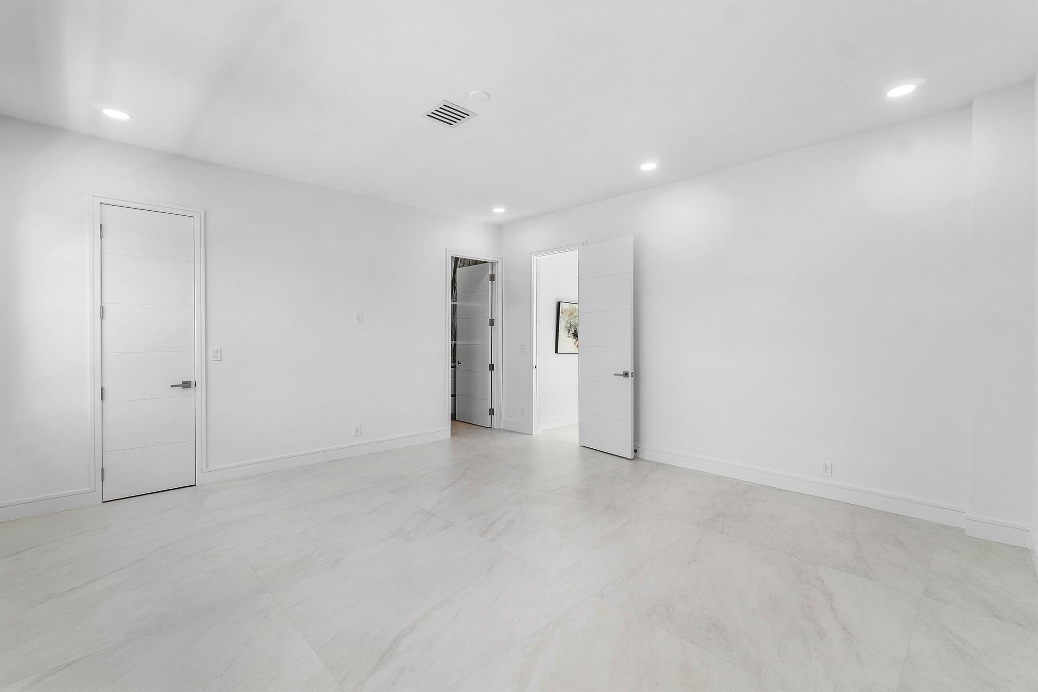 CATALINA / POLO CLUB - Residential