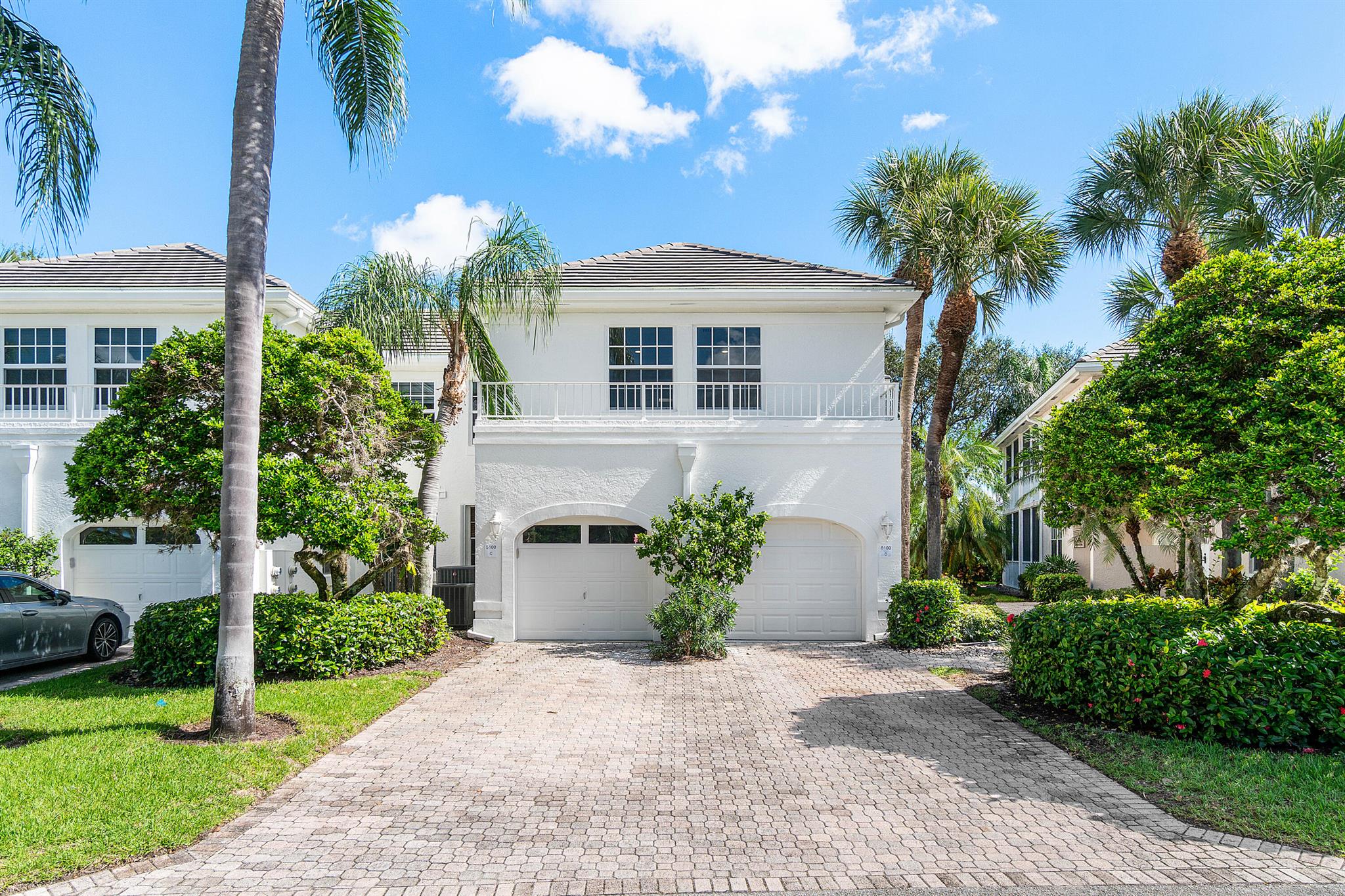 CATALINA / POLO CLUB - Residential