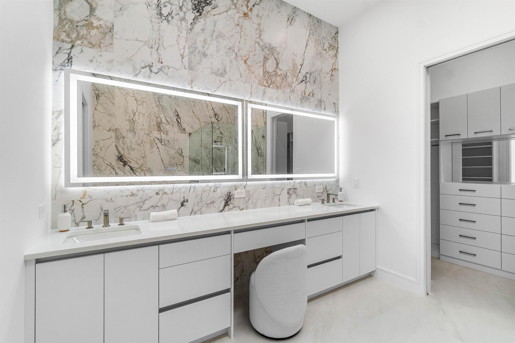 CATALINA / POLO CLUB - Residential