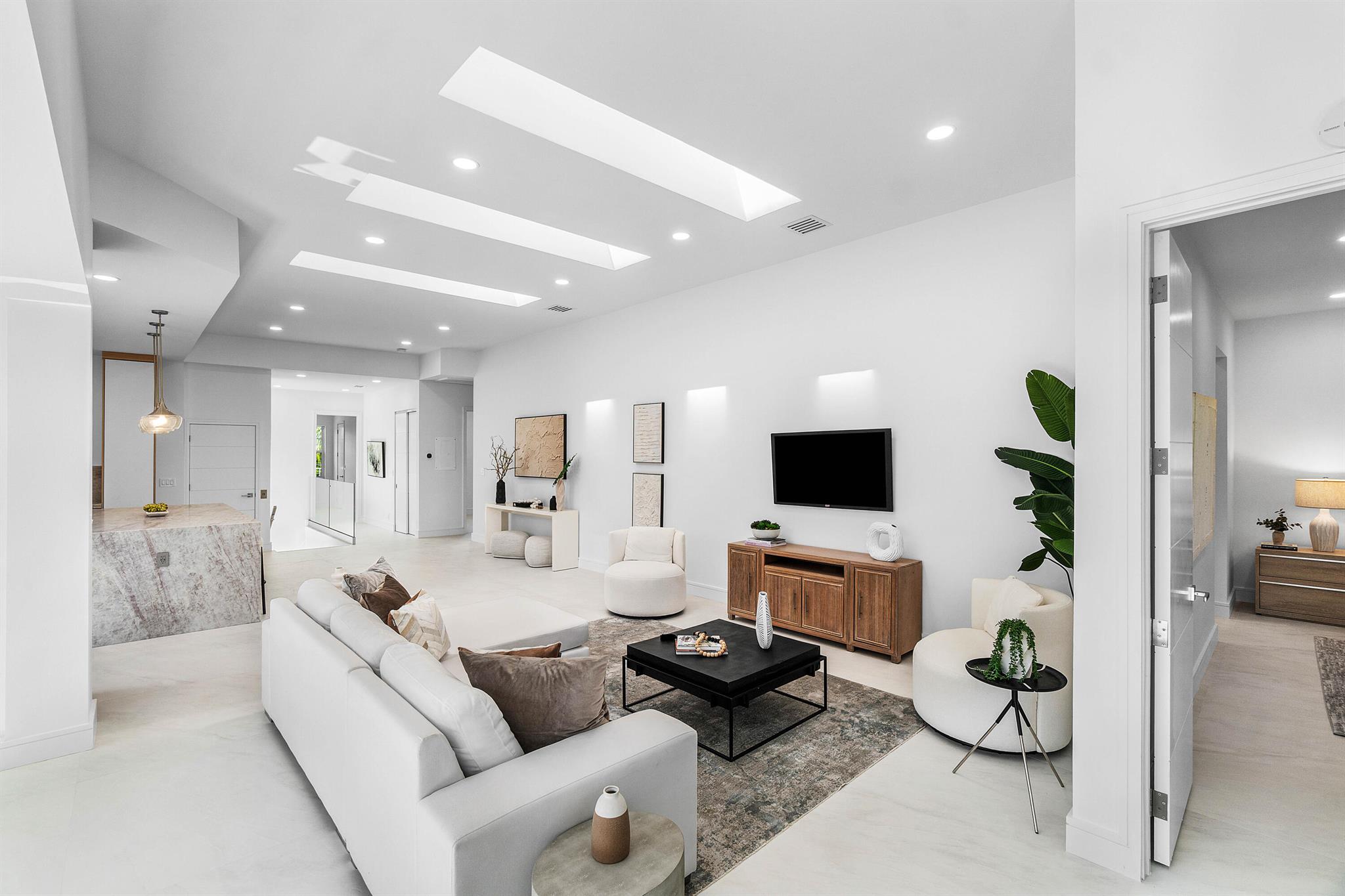 CATALINA / POLO CLUB - Residential