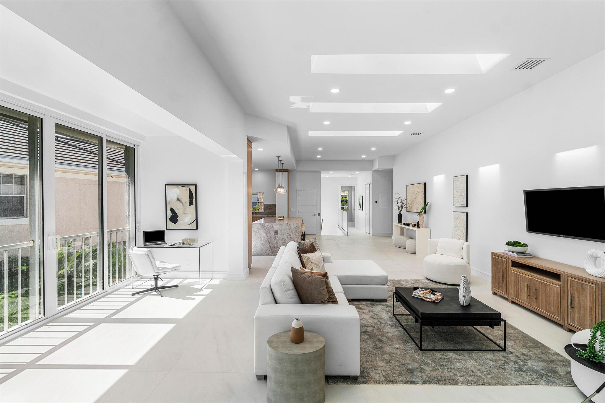 CATALINA / POLO CLUB - Residential