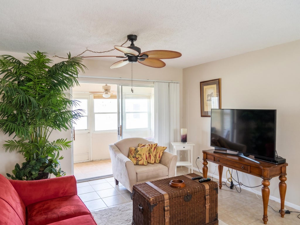 Photo of 2971 W Ashley Dr Drive W #B, West Palm Beach, FL 33415 (MLS # B26011859)