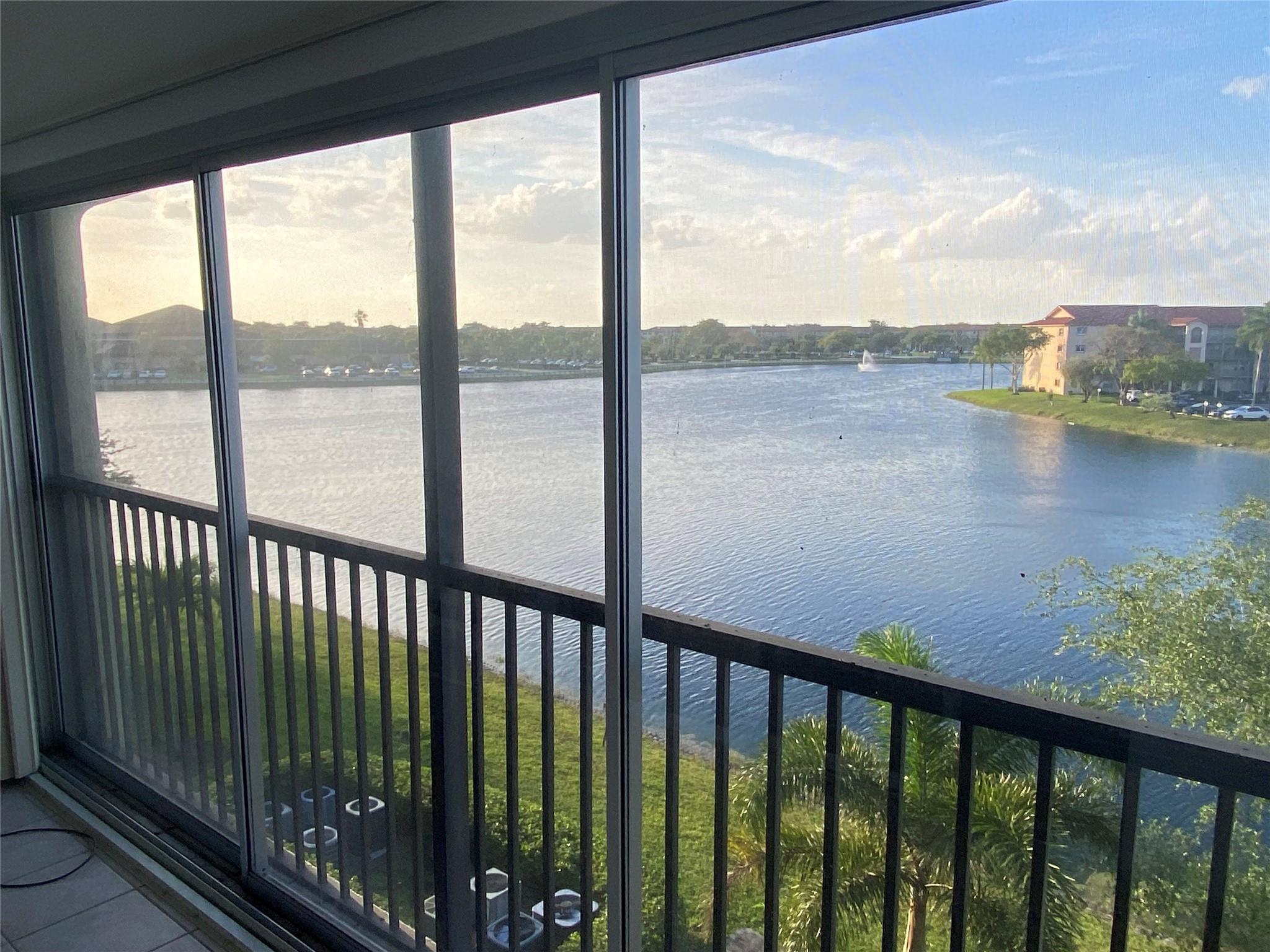 SELLER WILL CREDIT UP TO $20,000. REMODELLING CREDIT BASED ON OFFER. ONE OF A KIND LAKEFRONT VIEWS FROM THIS OVERSIZED CORNER UNIT. CREATE YOUR DREAM FOREVER HOME . DIRECTLY NEXT TO THE MOST SCENIC POOL IN ALL CENTURY VILLAGE. THIS POOL IS THE ONLY ONE SITED DIRECTLY ON THE LAKE JUST LIKE THE CLUBHOUSE. E N D L E S S GUEST PARKING, ENJOY PEACE AND TRANQUILITY IN THIS PRIVATE CUL DE SAC LOCATION. WALKING DISTANCT TO CLUBHOUSE. NEEDS TLC.