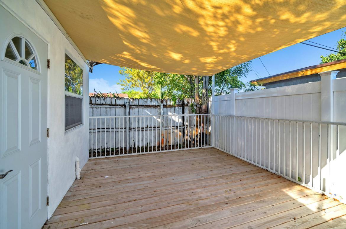 HERITAGE HOMES FIRST ADD - Residential Lease