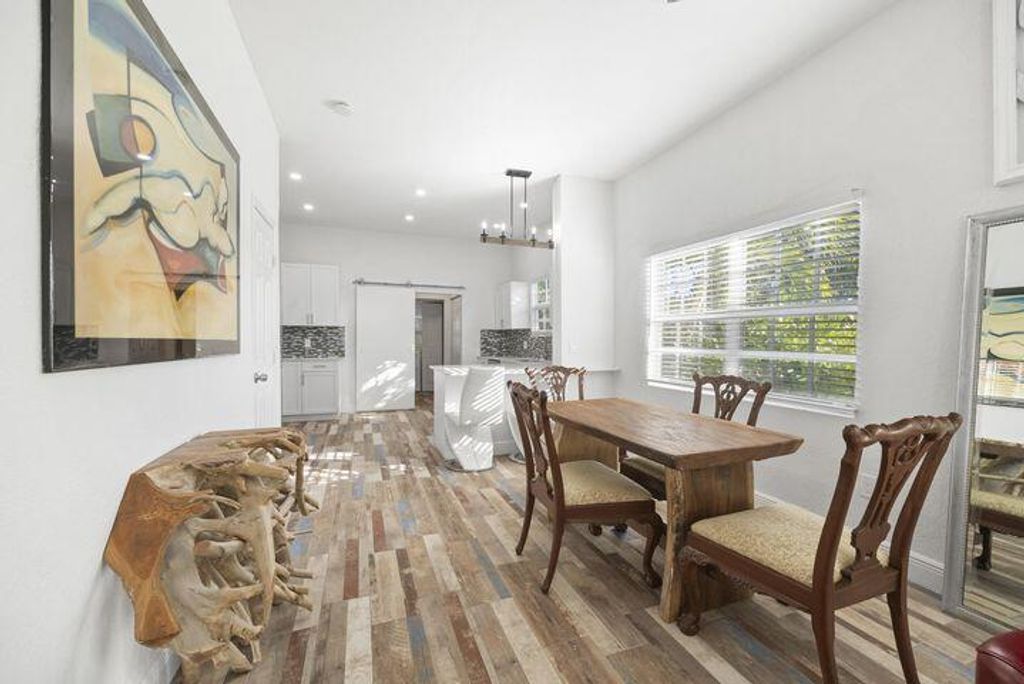 Photo of 331 NW 1st Avenue, Boynton Beach, FL 33435 (MLS # R11100372)