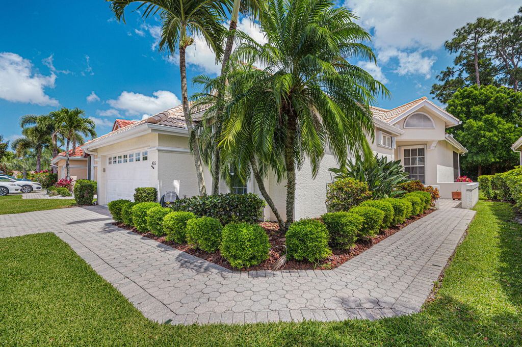 Photo of 426 SW Horseshoe Bay, Port Saint Lucie, FL 34986 (MLS # R11080836)