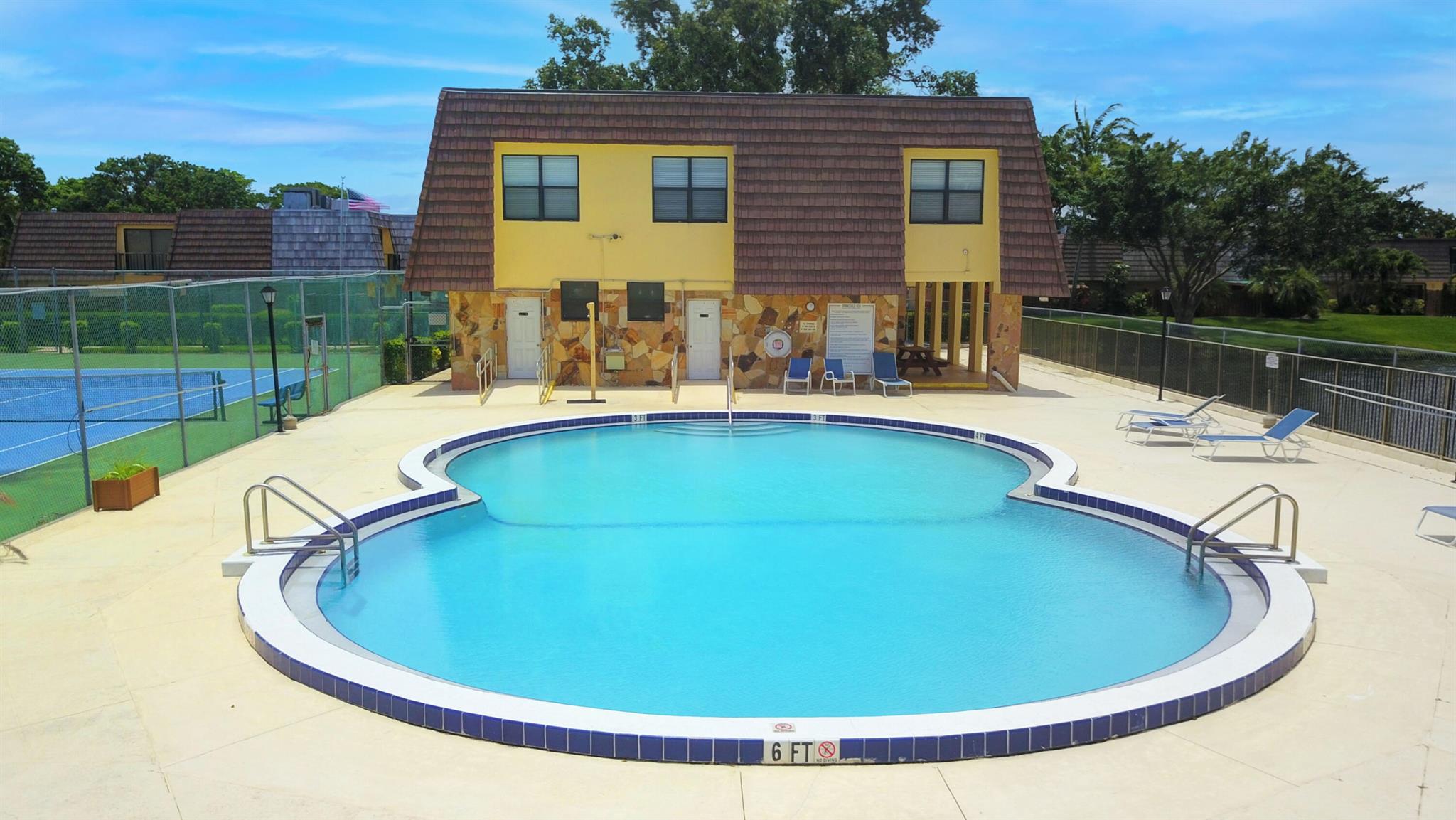 SPRINGDALE HOMES - Residential