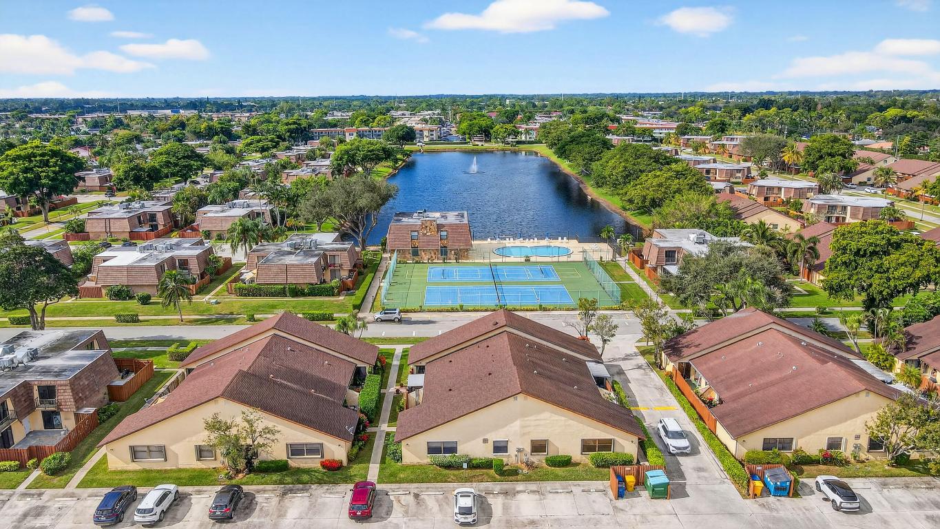 SPRINGDALE HOMES - Residential