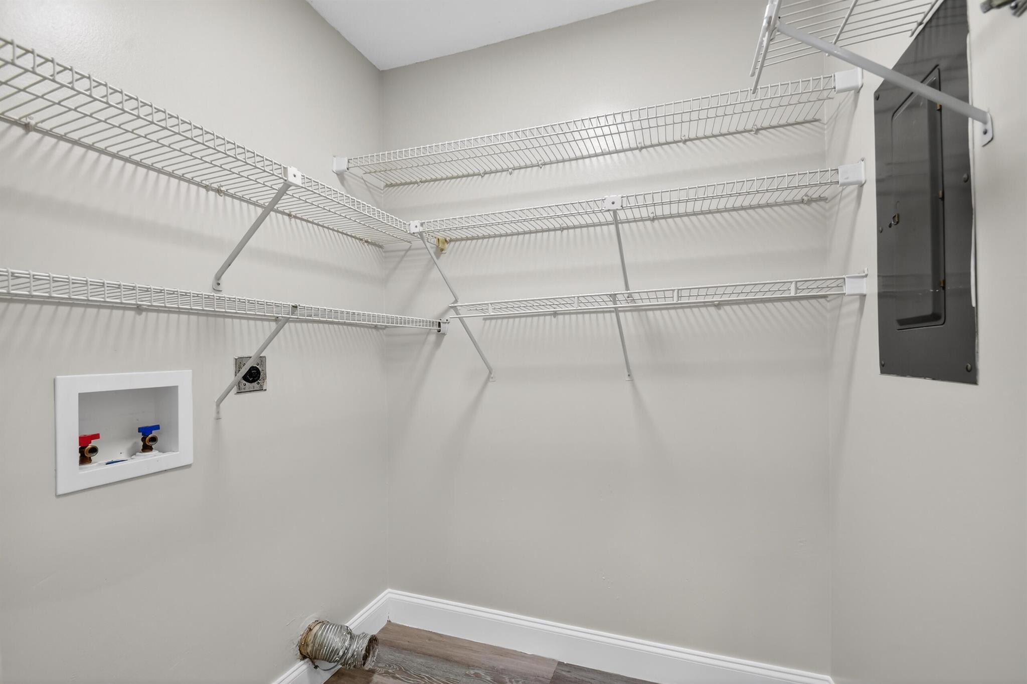 SPRINGDALE HOMES - Residential