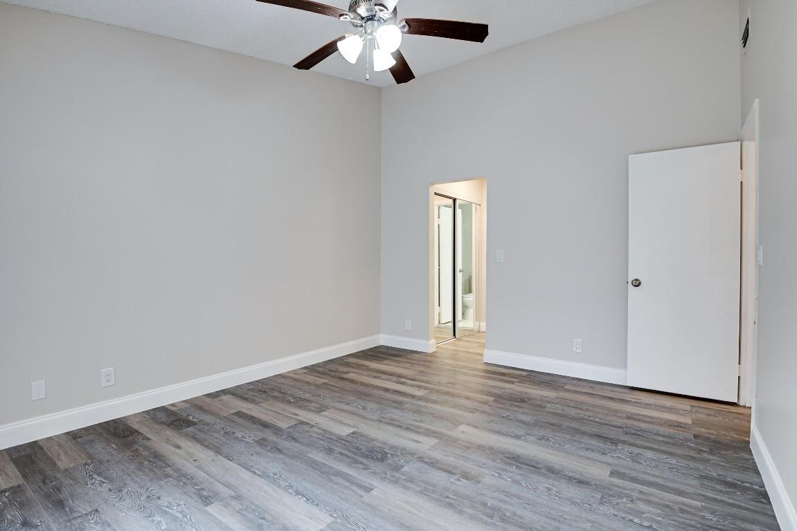 SPRINGDALE HOMES - Residential