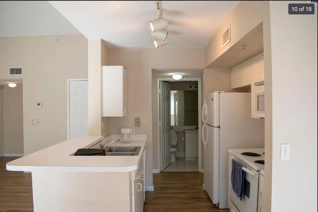 Photo of 2600 S University Drive #314, Davie, FL 33328 (MLS # F10506450)