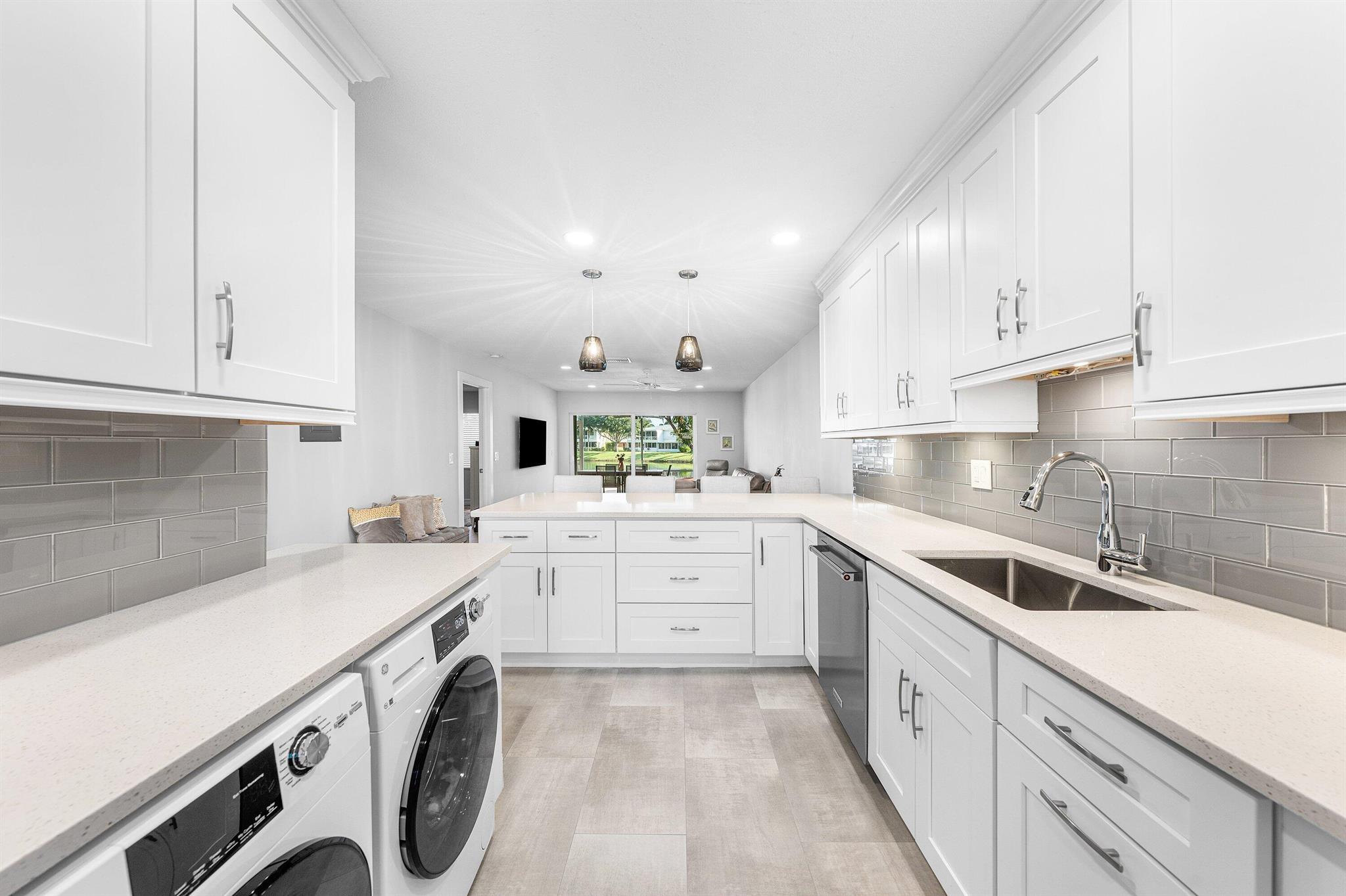 PINES OF DELRAY NORTH CON - Residential