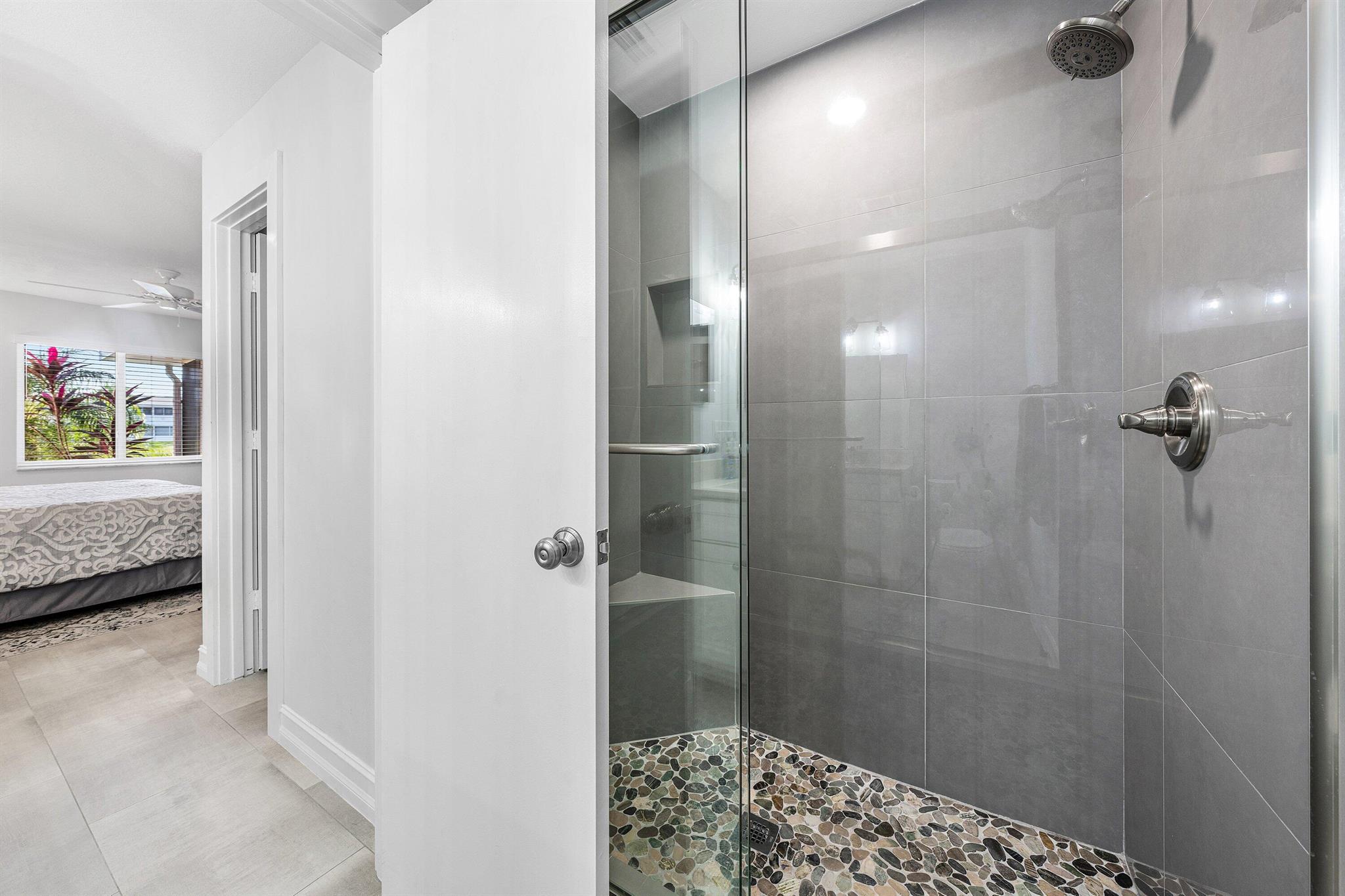 PINES OF DELRAY NORTH CON - Residential