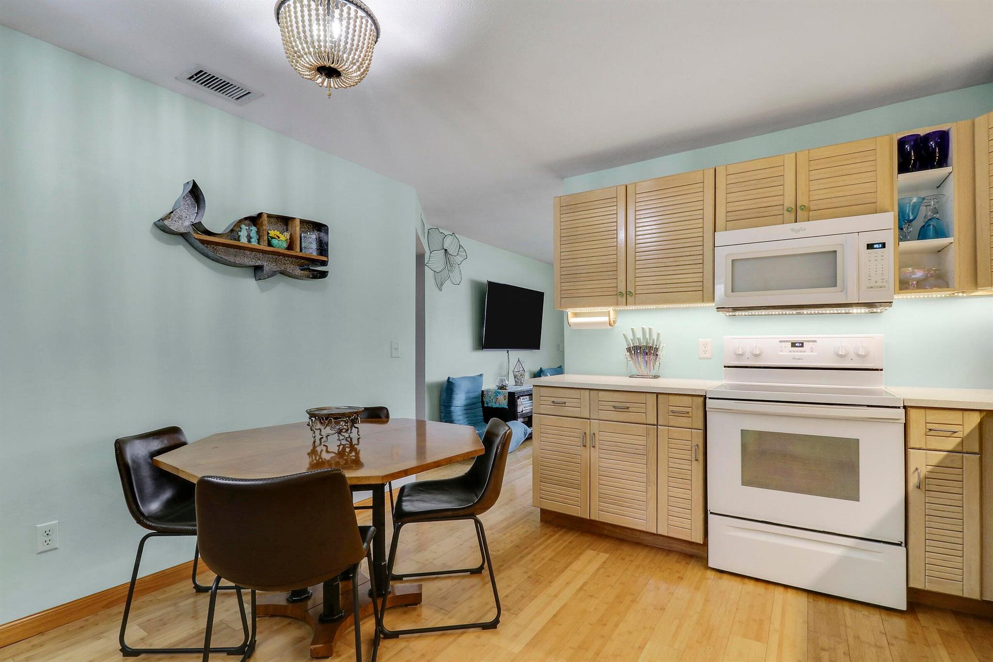 ORANGE TERRACE - Residential Lease
