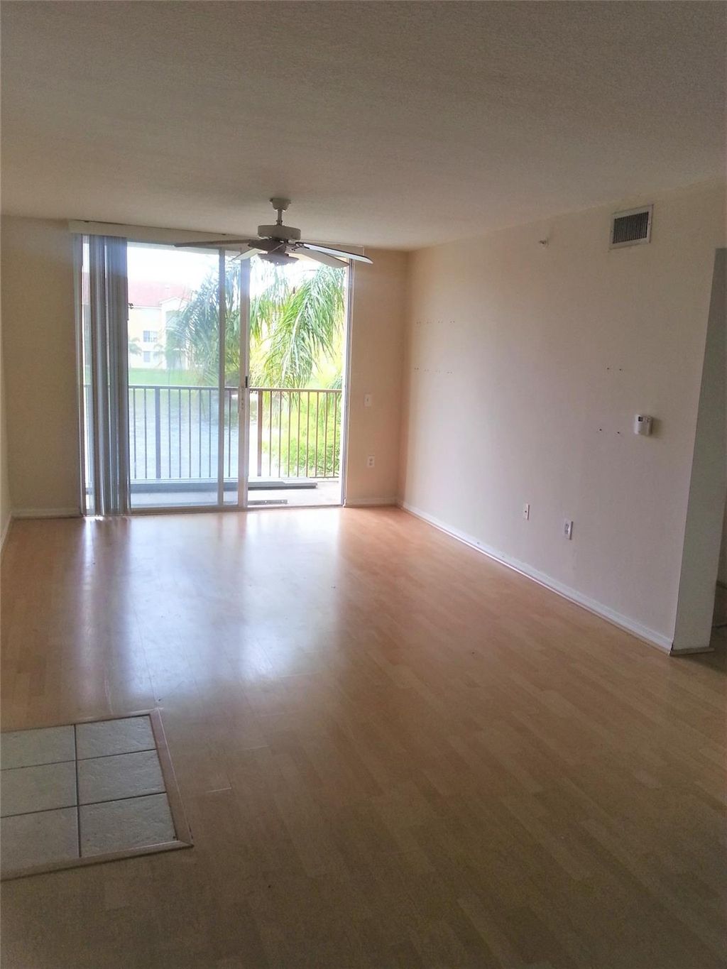 Photo of 912 Villa Circle #912, Boynton Beach, FL 33435 (MLS # F10475155)