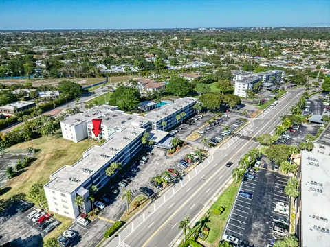 9233 SW 8th St Unit 117, Boca Raton, FL MLS: F10492949