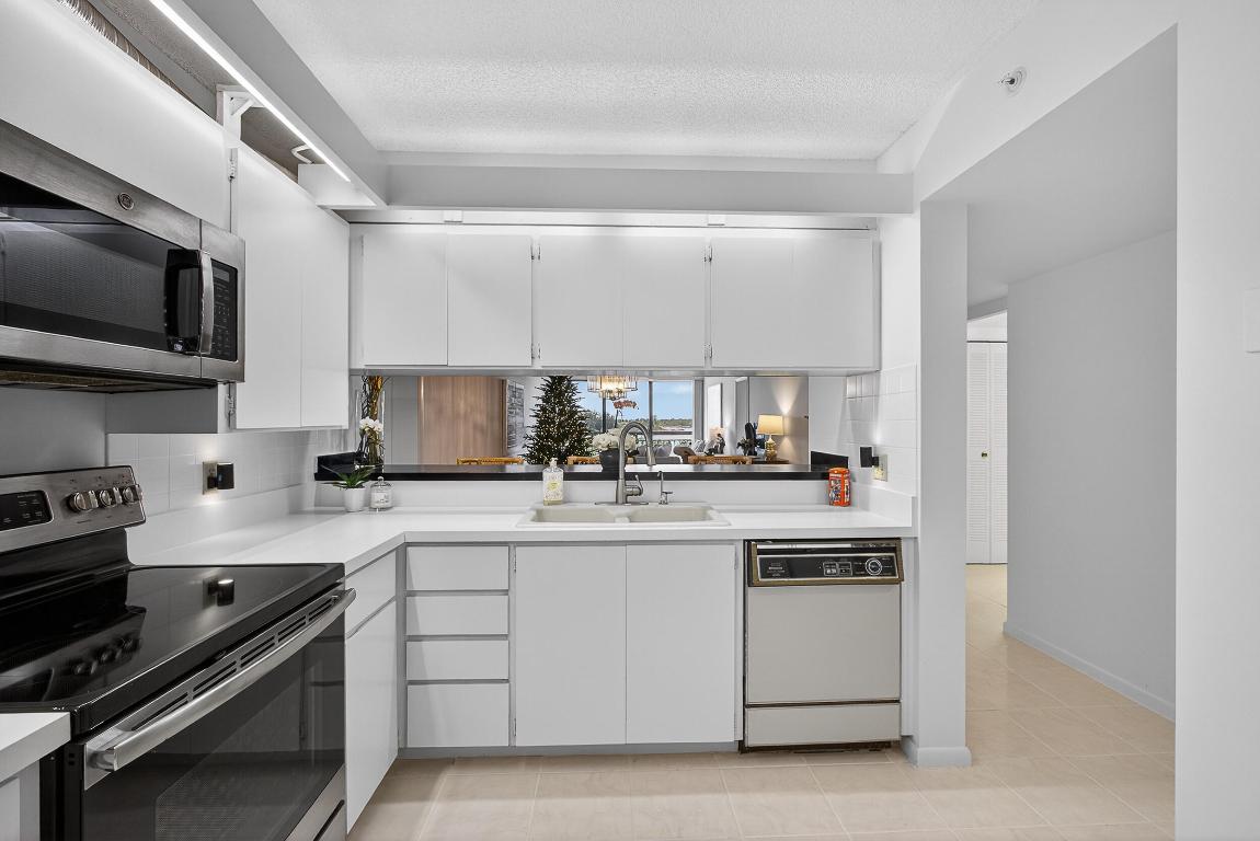 Marina At The Bluffs - Residential