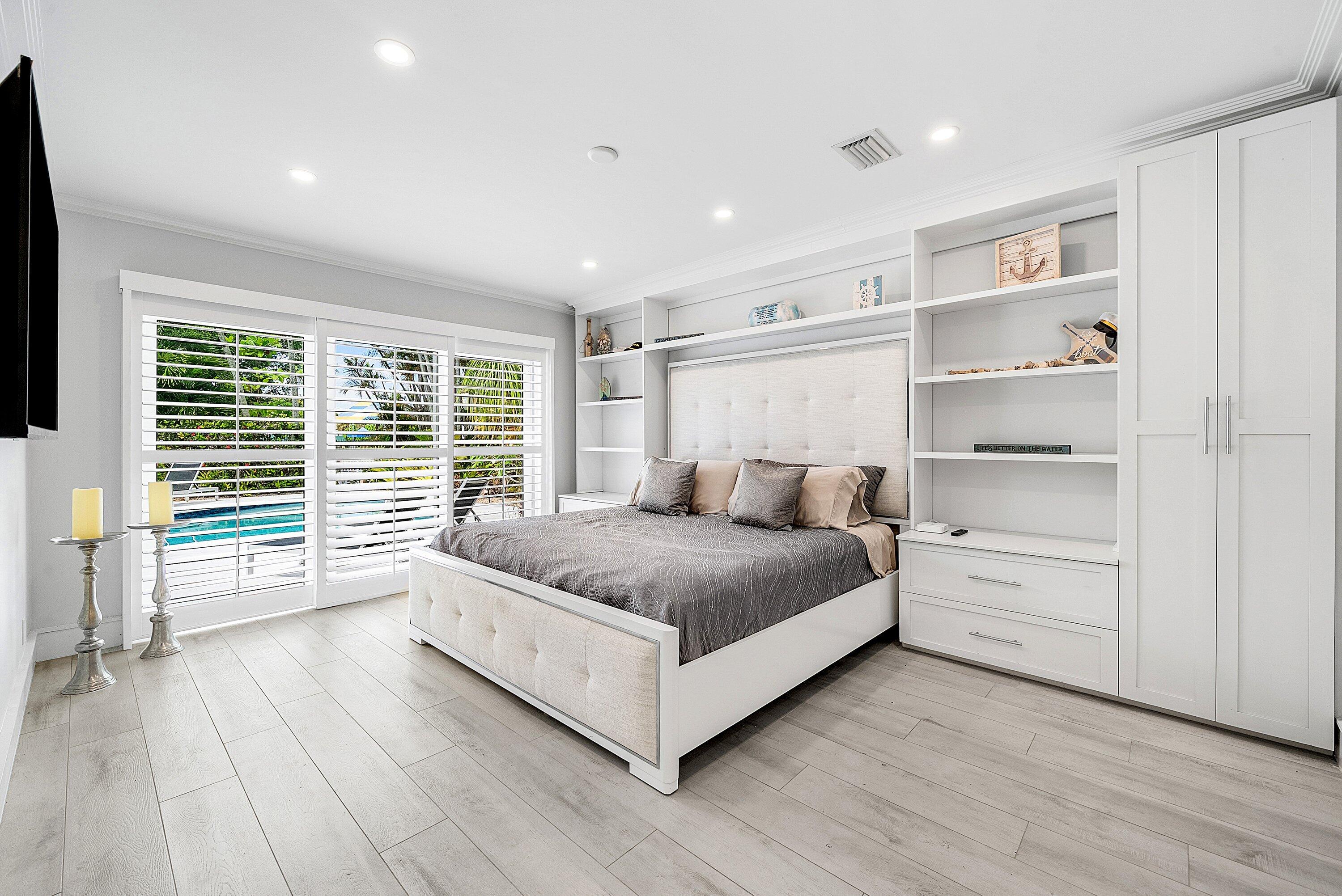 MIDDLE RIVER ESTATES - Residential