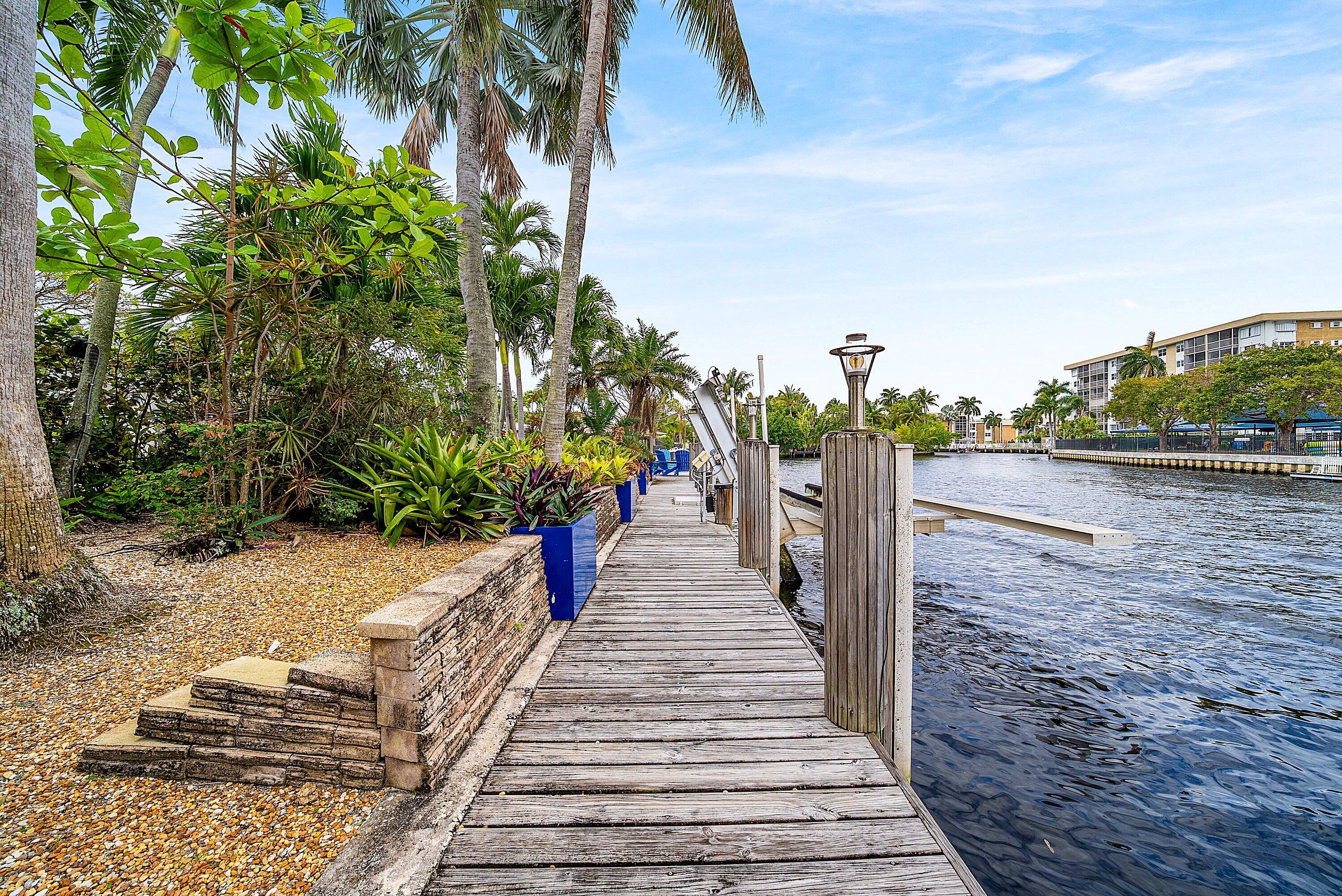 MIDDLE RIVER ESTATES - Residential