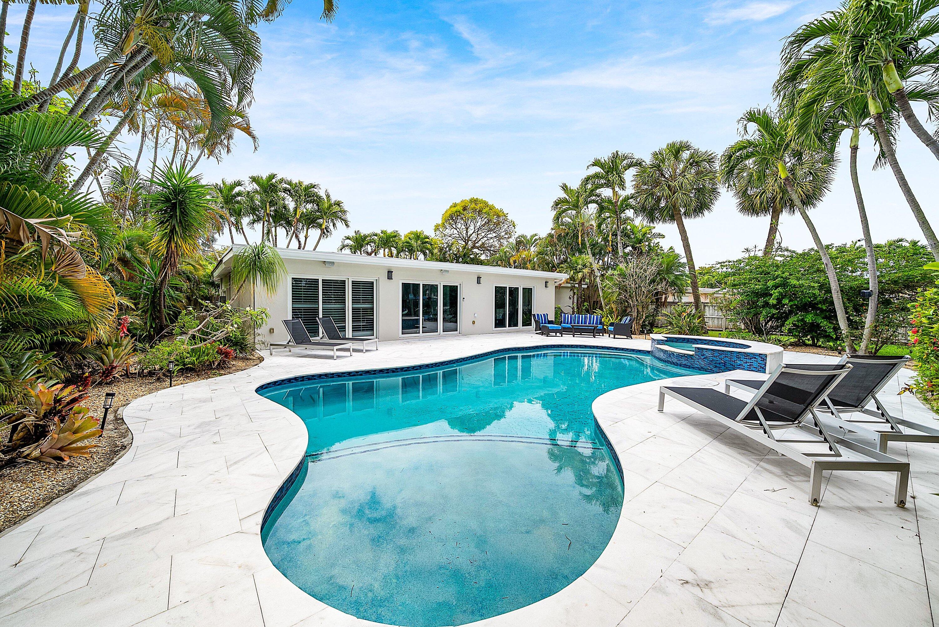 MIDDLE RIVER ESTATES - Residential