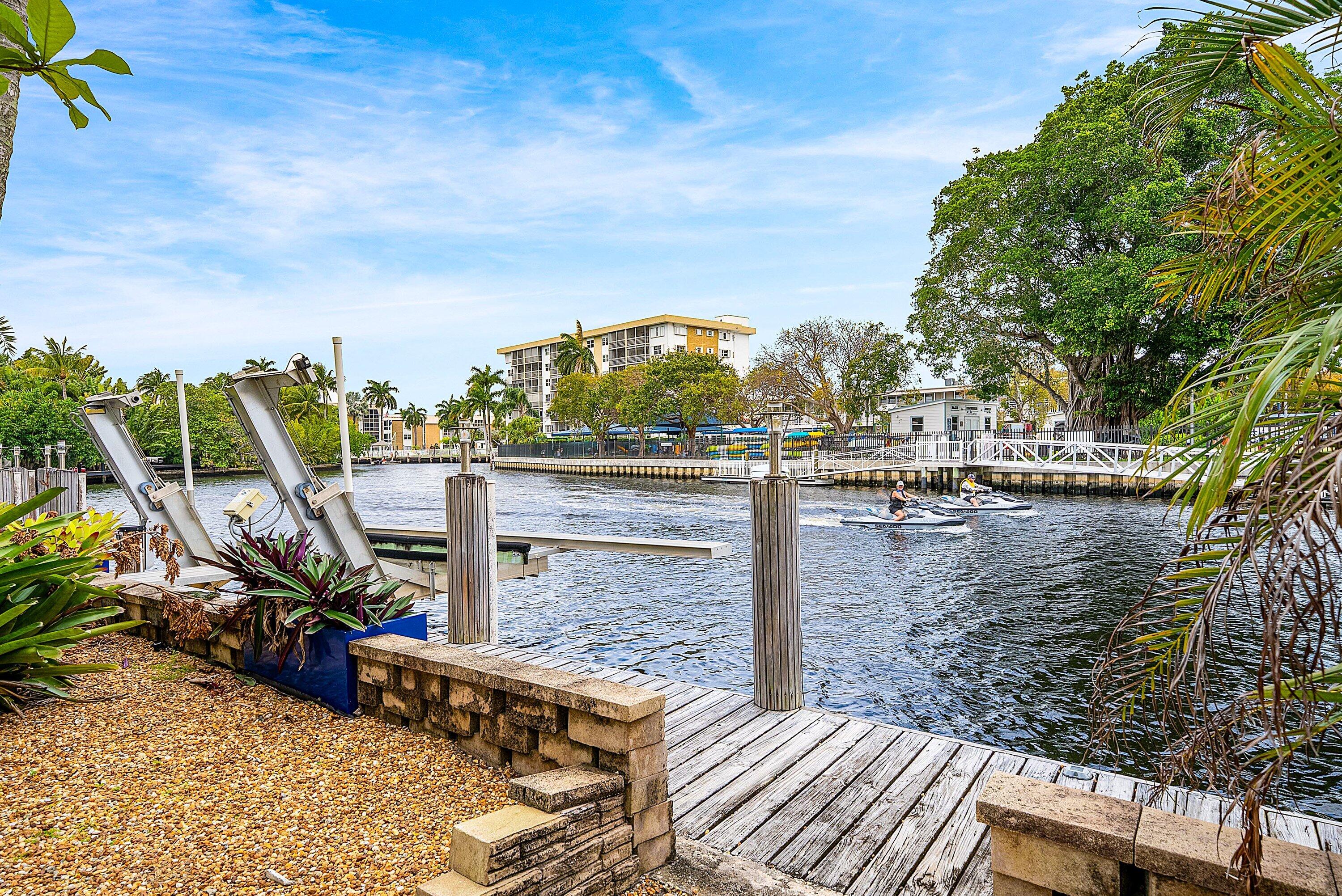 MIDDLE RIVER ESTATES - Residential