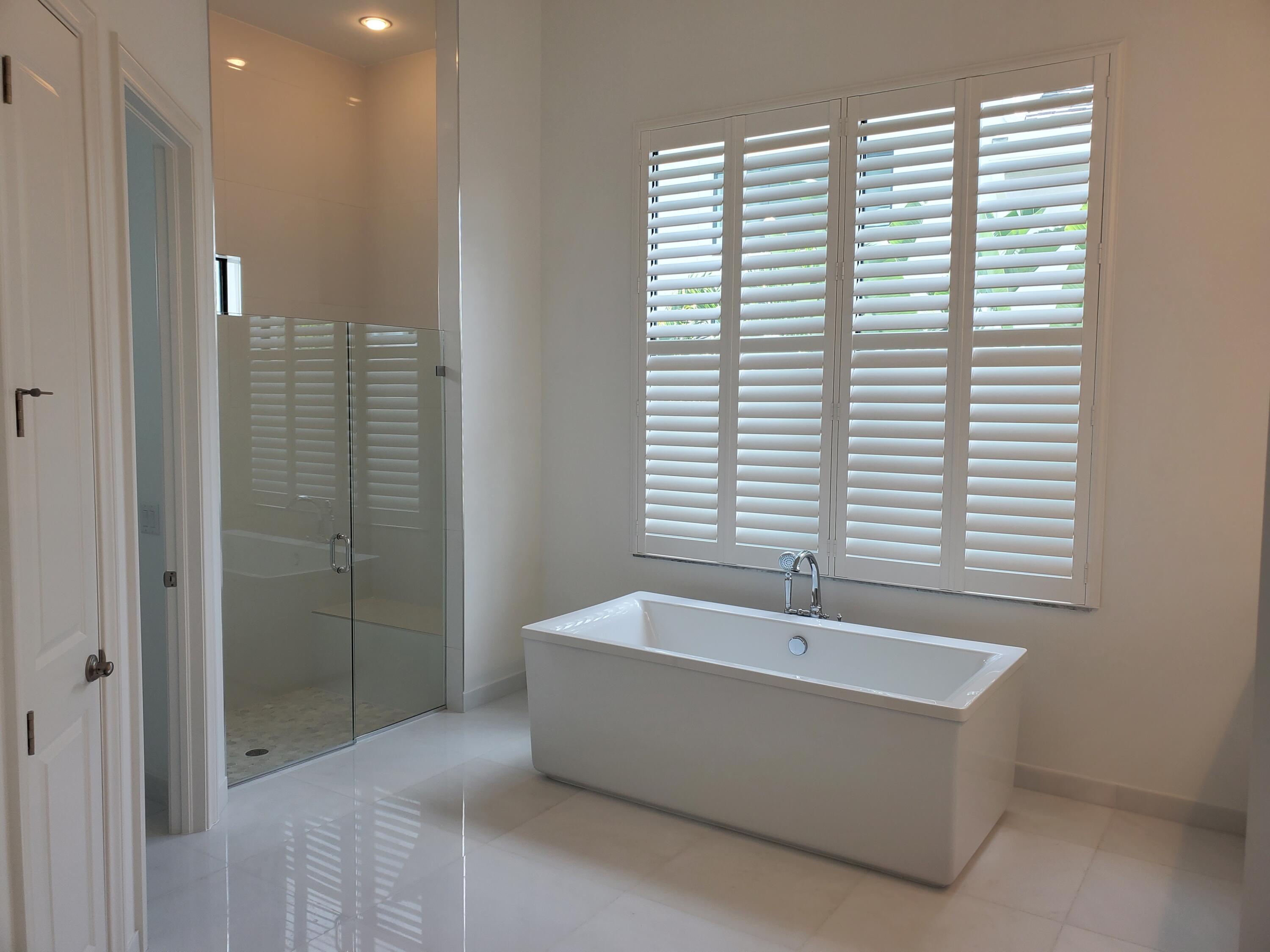 ROYAL PALM POLO PLAT - Residential