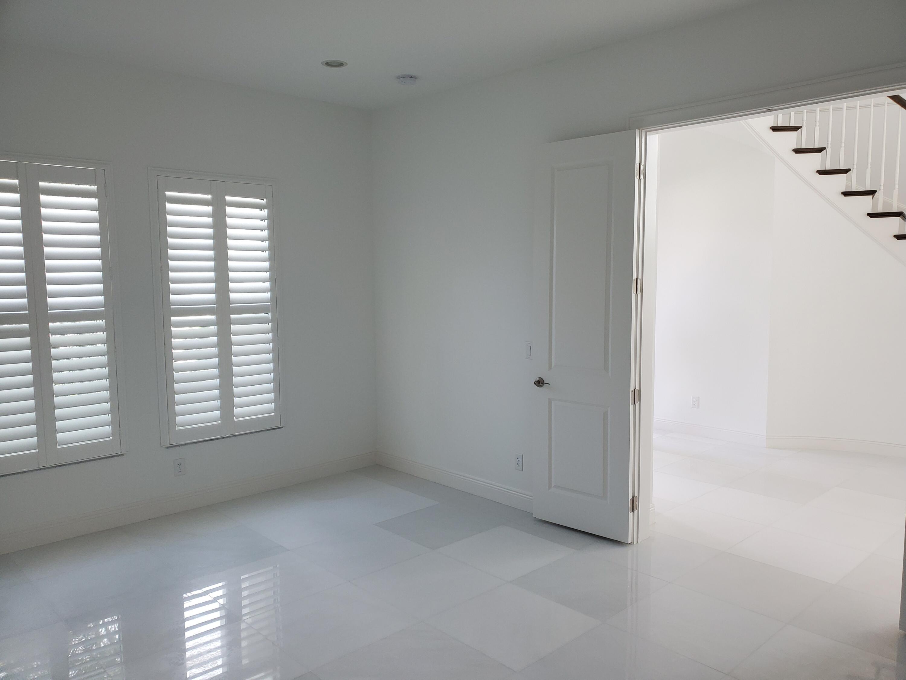 ROYAL PALM POLO PLAT - Residential